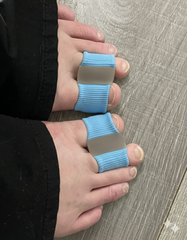HYGGEAR Enderezador de juanetes de dedo gordo - Colores azul y rosa